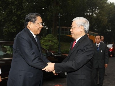 Hubungan Vietnam-Laos merupakan aset bersama yang tak ternilaikan harganya dari dua bangsa - ảnh 1