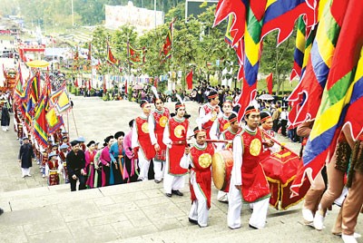 Sepuluh event kebudayaan, olahraga dan pariwisata Vietnam yang menonjol pada tahun 2012 - ảnh 1