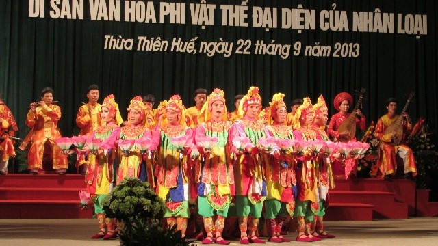 Upacara memperingati ulang tahun ke-20 situs peninggalan sejarah Hue mendapat pengakuan sebagai pusaka budaya dunia - ảnh 1