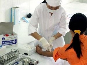Wabah penyakit HIV/AIDS di Vietnam masih berlangsung secara rumit - ảnh 1