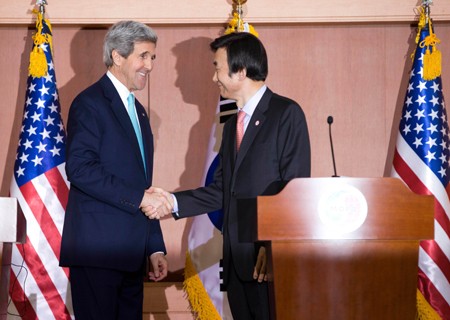 Amerika Serikat mendesak Republik Korea dan Jepang memperbaiki hubungan bilateral - ảnh 1