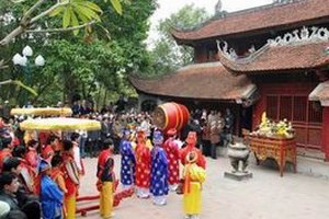 Faktor-faktor budaya dalam pesta adat di Vietnam - ảnh 1