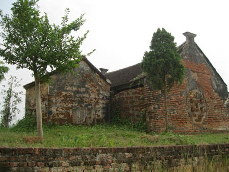 Proyek konservasi pusaka budaya di desa kuno Duong Lam - ảnh 2