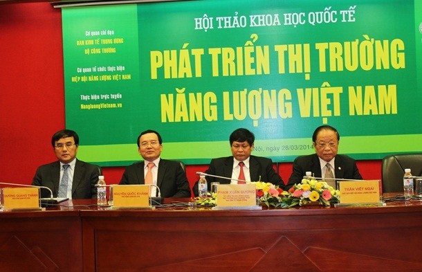 Lokakarya ilmiah internasional tentang “Mengembangkan pasar energi Vietnam” - ảnh 1