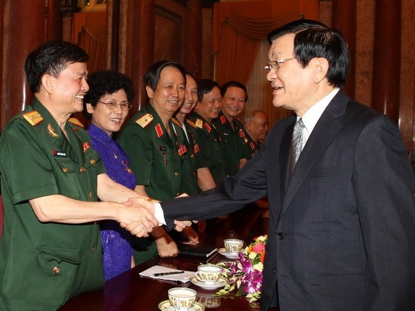 Presiden Truong Tan Sang menerima delegasi Himpunan Tradisi Truong Son - ảnh 1