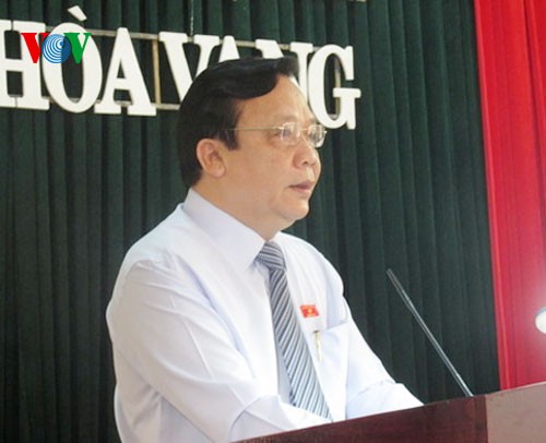 Wakil Ketua MN Vietnam, Huynh Ngoc Son melakukan kontak dengan pemilih kota Da Nang - ảnh 1