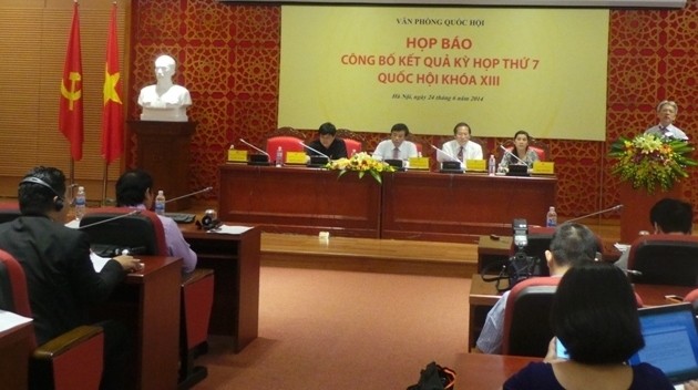 Jumpa pers internasional untuk mengumumkan hasil persidangan ke-7 Majelis Nasional Vietnam angkatan ke-13 - ảnh 1