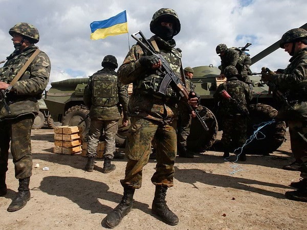 Amerika Serikat bisa cepat memberikan status sekutu di luar NATO kepada Ukraina - ảnh 1
