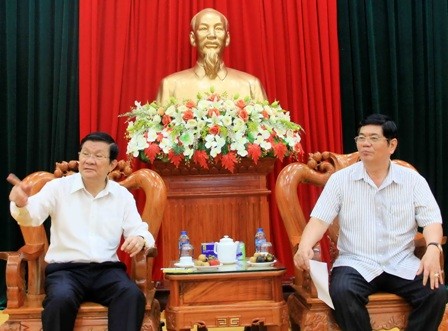 Presiden Truong Tan Sang melakukan kunjungan kerja dengan Badan Pengarahan Daerah Nam Bo Barat - ảnh 1