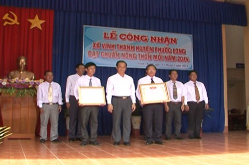 Bersandar pada tenaga rakyat dalam pembangunan pedesaan baru di kabupaten Phuoc Long, provinsi Bac Lieu - ảnh 3