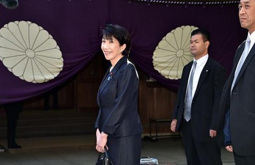 Dua Menteri Jepang berziarah ke kuil Yasukuni - ảnh 1
