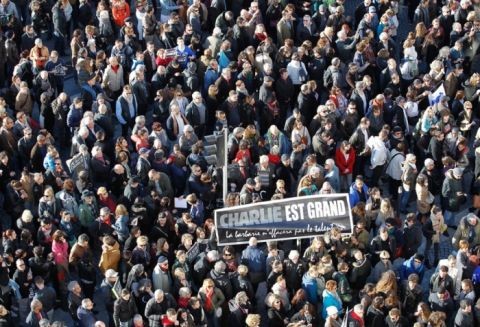 Pawai besar di Perancis untuk menentang terorisme - ảnh 1