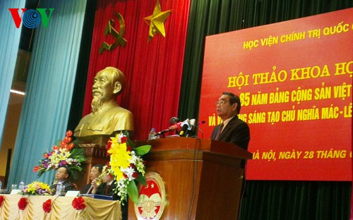 Lokakarya Nasional “85 tahun PK Vietnam berkembang dan menerapkan  Marksisisme-Leninisme 