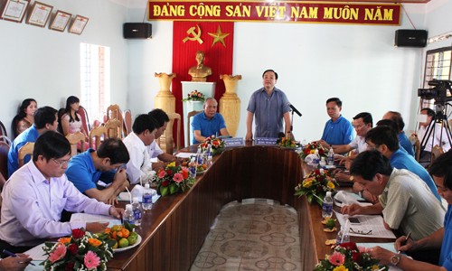 Deputi PM Hoang Trung Hai meminta kepada provinsi Dac Lac supaya melaksanakan dengan baik masalah penjagaan hutan - ảnh 1