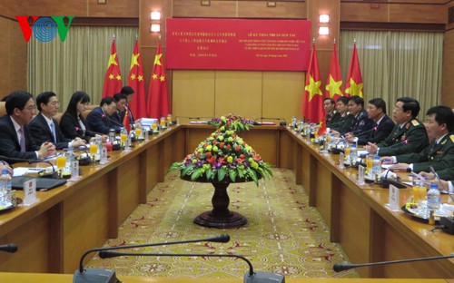 Vietnam dan Tiongkok sepakat memperkuat kerjasama keamanan dan pertahanan - ảnh 1
