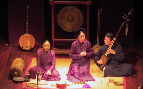 Program primadona  lagu rakyat, moment opera klasik Cheo di panggung modern - ảnh 1