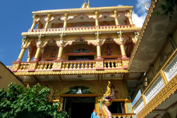 Pagoda Pitu Khosa Rangsay-Sandaran bagi kaum mahasiswa miskin daerah dataran rendah sungai Mekong - ảnh 1
