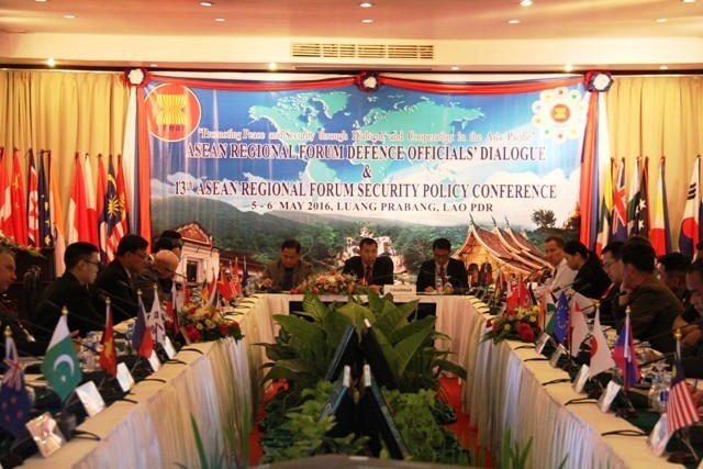 Konferensi dialog para pejabat pertahanan Forum Kawasan ASEAN - ảnh 1