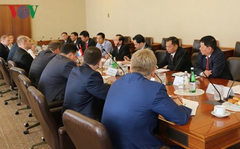 Rusia dan Vietnam memperkuat kerjasama dalam mencegah dan memberantas korupsi - ảnh 1