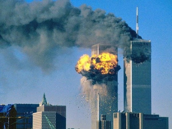 Parlemen AS mengesahkan RUU yang mengizinkan korban kasus teror tanggal 11/9 menggugat Arab Saudi - ảnh 1