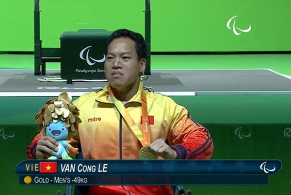 Atlet Le Van Cong, pencipta keajaiban bagi olahraga Vietnam - ảnh 1