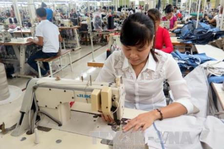 Memperkuat kemampuan rangkaian suplai di bidang tekstil dan produk tekstil ASEAN - ảnh 1