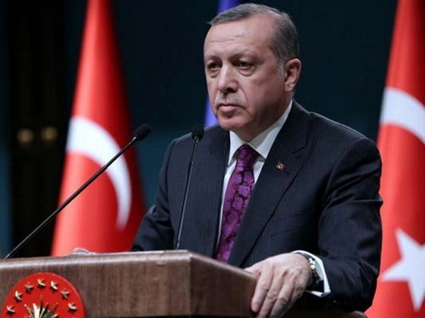Turki memperingatkan akan membiarkan para migran masuk Eropa - ảnh 1