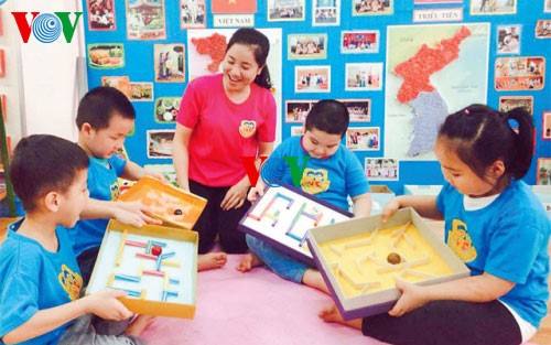 Phan Thi Hoa Le,  Ibu Guru yang memberikan banyak gagasan kepada instansi pendidikan ibu kota - ảnh 1