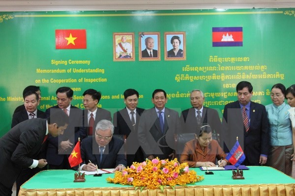 Vietnam dan Kamboja memperkuat kerjasama di bidang inspektorat - ảnh 1