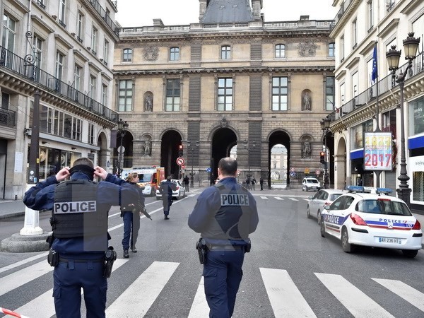 Perancis menangkap 3 tersangka yang membuat rencana melakukan serangan teror - ảnh 1