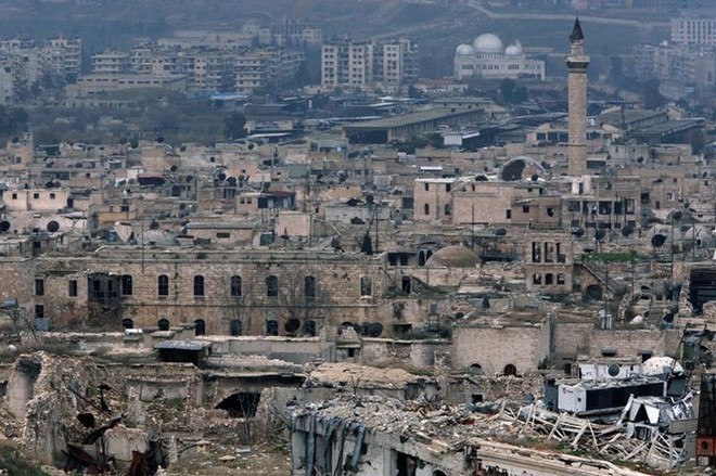 Tentara Suriah menduduki lagi pangkalan di dekat kota  Aleppo - ảnh 1
