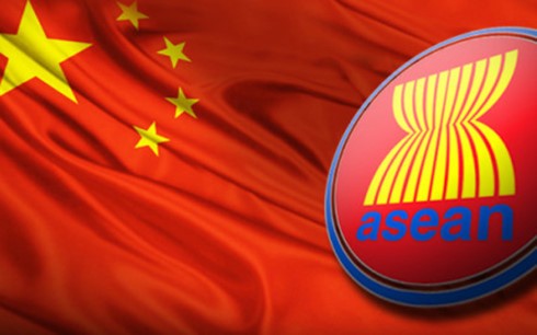Konferensi Menlu ASEAN dan Tiongkok mengesahkan rancangan kerangka COC - ảnh 1