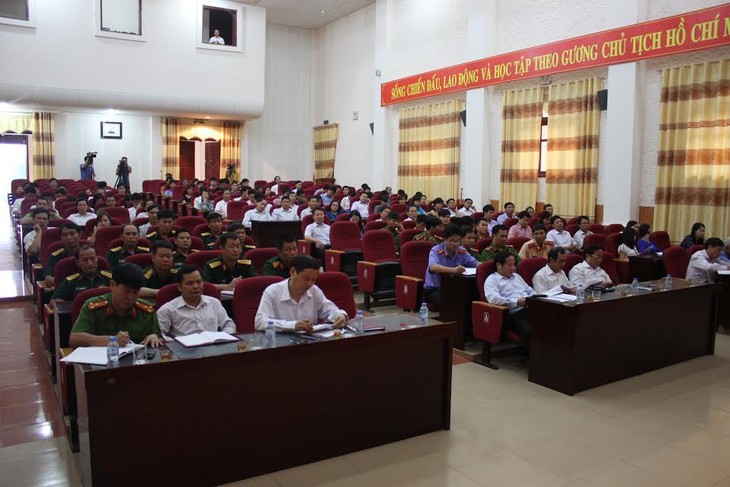Wakil Ketua MN Phung Quoc Hien melakukan kontak dengan pemilih Provinsi Lai Chau - ảnh 1