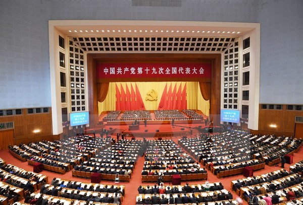Kongres Nasional ke-19 Partai Komunis Tiongkok: Titik balik yang menandai perubahan dan perkembangan Tiongkok - ảnh 1