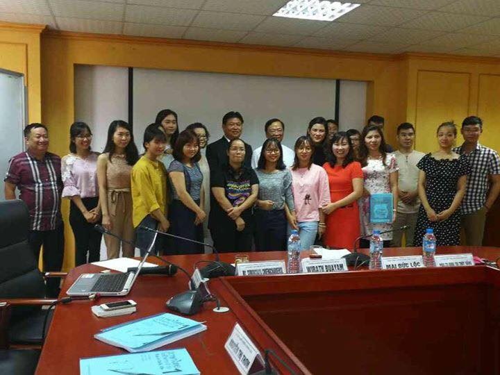 Persatuan Wartawan Vietnam dan Thailand memperluas kerjasama di bidang  pendidikan bahasa kepada wartawan dua negara - ảnh 1