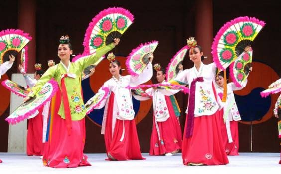 Memperkuat temu pergaulan dan kerjasama kebudayaan antara Republik Korea dengan Provinsi Quang Nam - ảnh 1