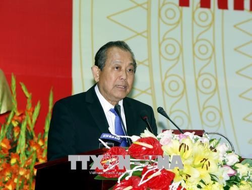 Deputi PM Truong Hoa Binh: Berinisiatif mengontrol situasi imigrasi di luar rencana - ảnh 1