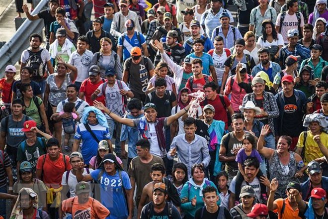 Migran ilegal yang masuk AS habis kesempatan untuk minta menjadi pengungsi - ảnh 1