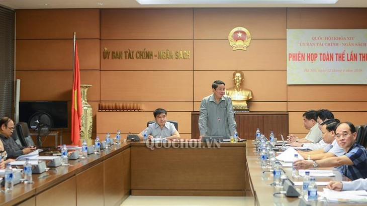 RUU tentang Ketenaga-kerjaan (amandemen) disampaikan di depan sidang ke-34 Komite Tetap MN Viet Nam - ảnh 1