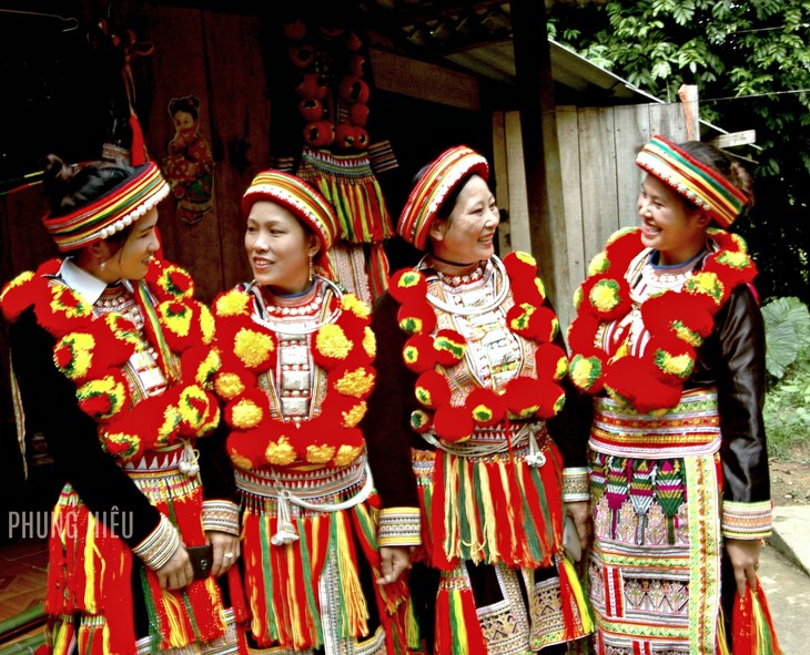 Orang etnis minoritas Dao Merah dengan adat istiadat menabukan Dewa Guntur - ảnh 1