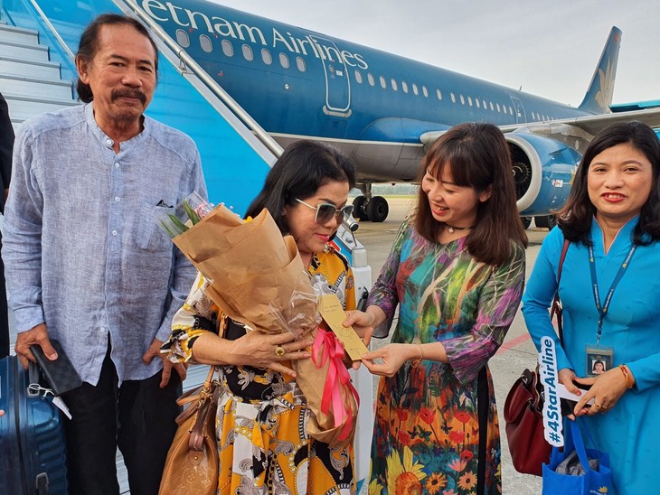 Kota Da Nang menyambut missi penerbangan pertama pada Hari Raya Tet 2020 - ảnh 1