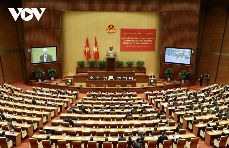 Sekjen Nguyen Phu Trong: Membangun Partai dan Sistem Politik yang Kian Sehat, Kuat dan Sekaliber Tugas - ảnh 2