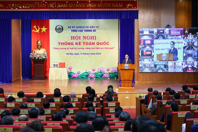 PM Pham Minh Chinh: Menggunakan secara Efektif Data Statistik untuk Menetapkan Kebijakan - ảnh 2