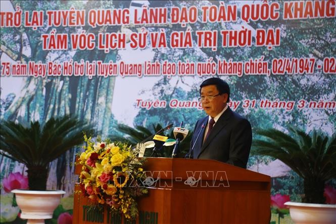 Lokakarya Ilmiah “Presiden Ho Chi Minh kembali ke Tuyen Quang memimpin seluruh negeri melakukan perang perlawanan-Figur sejarah dan nilai zaman” - ảnh 1