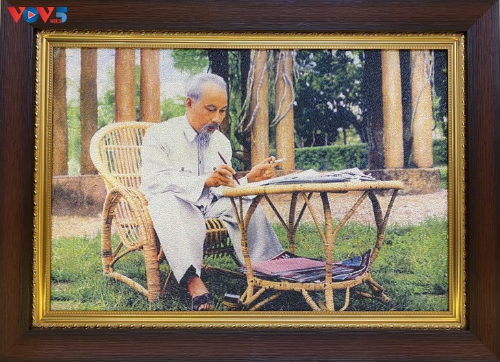 Koleksi Lukisan Beras yang Unik  “Paman Ho yang Tercinta” dari Lelaki Kelahiran 90-an - ảnh 5