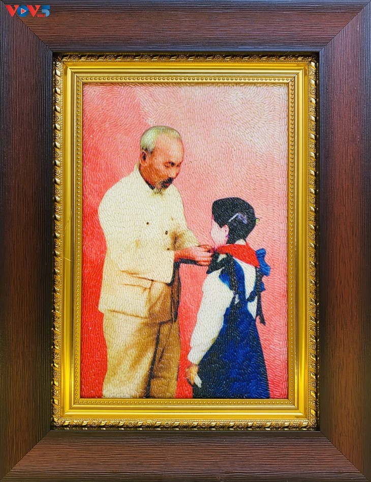 Koleksi Lukisan Beras yang Unik  “Paman Ho yang Tercinta” dari Lelaki Kelahiran 90-an - ảnh 8
