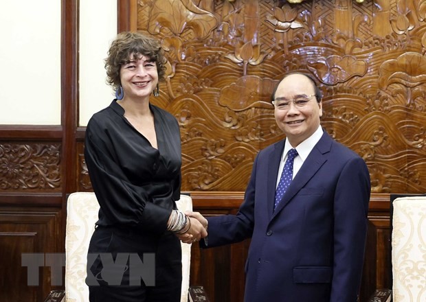 Presiden Nguyen Xuan Phuc Terima Duta Besar Belanda dan Swiss yang Berpamitan - ảnh 1