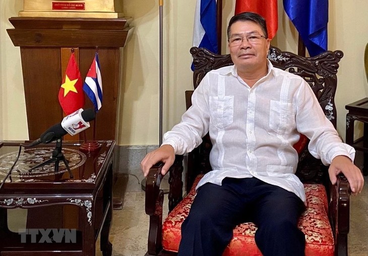 Dubes Le Thanh Tung: Kunjugan PM Kuba ke Viet Nam Terus Memupuk Persahabatan antara Dua Negara - ảnh 1
