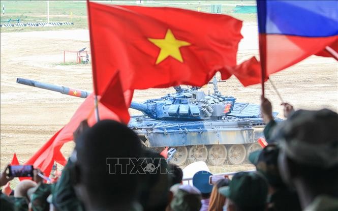 Menhan Phan Van Giang Hadiri Pembukaan Army 2023 - ảnh 1