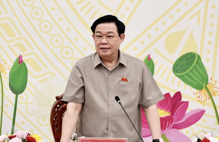 Ketua MN Vuong Dinh Hue Lakukan Temu Kerja dengan Pimpinan Provinsi Soc Trang - ảnh 1